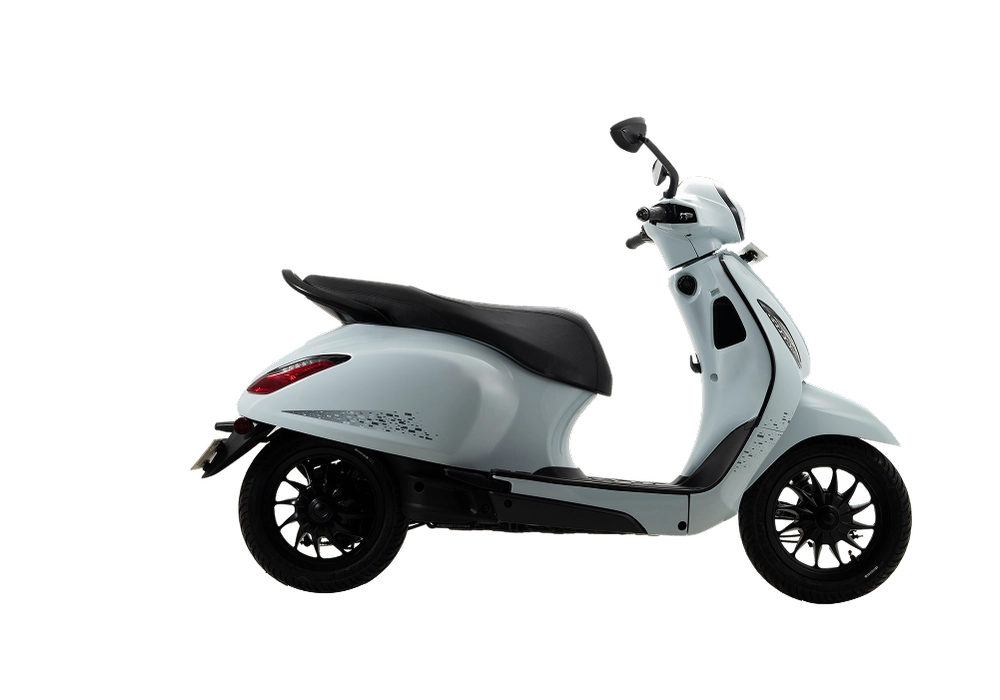 Chetak 3001 [3.0 kWh] - Silver